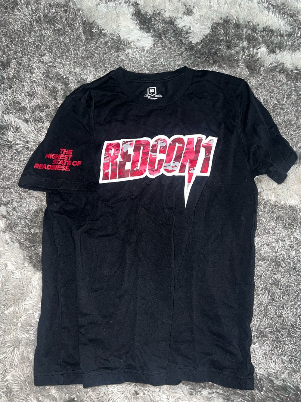REDCON1 ‘Red Camoflauge’ Black Graphic Tee - Logo Crew Neck